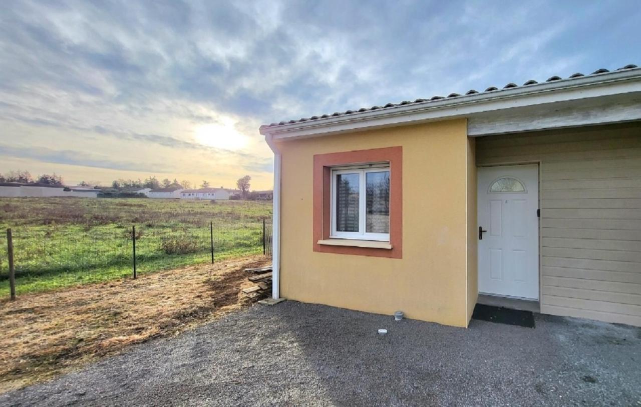 Logement Thermale Et De Tourisme Les Acacias 6 Jonzac Exterior foto